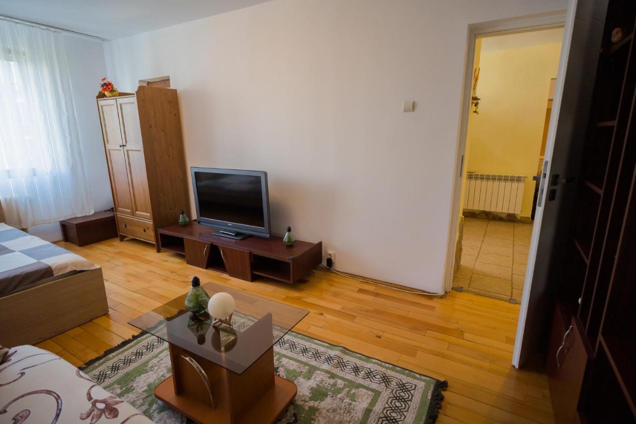 Rustic & Spacious 3Br Apartment Bucarest Exterior foto